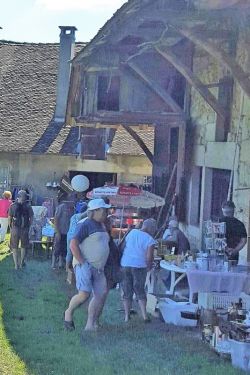 Evènement Ventes collections livres, cartes postales, journaux anciens le 05/10/2025 à 10:00 - Lieu :  Salle Béthanie 01300 Izieu (01300)