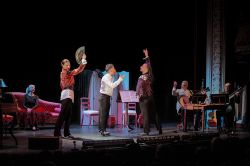 Evènement ¡ BIEN PARADO ! le 15/03/2026 à 16:00 - Lieu :  Théâtre Molière 34200 Sète