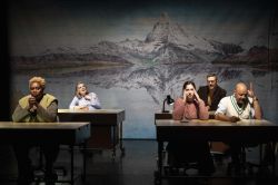 Evènement Exit le 04/12/2025 à 20:00 - Lieu :  L'arc - scène nationale 71200 Le Creusot